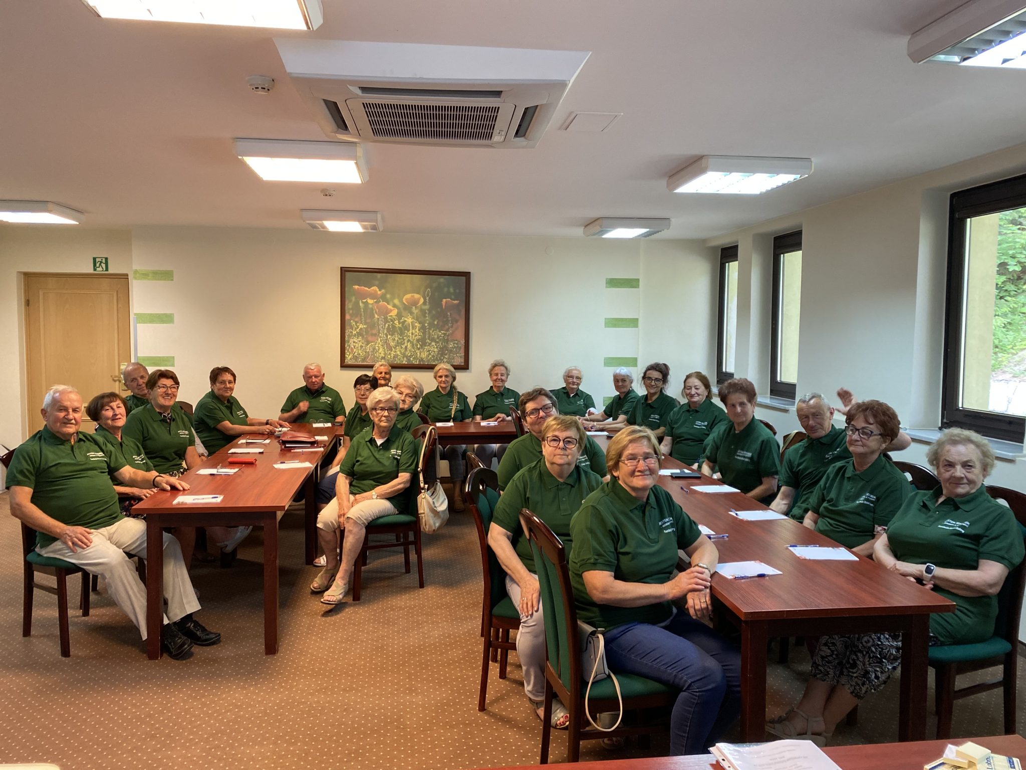 Liderzy 60+ podczas warsztatów artystycznych w Sursum Corda 16