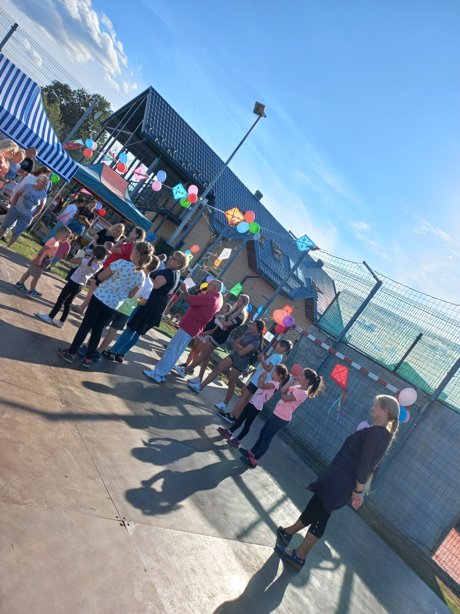 Czy znasz swojego sąsiada? Inicjatywa "Konwalii" 12