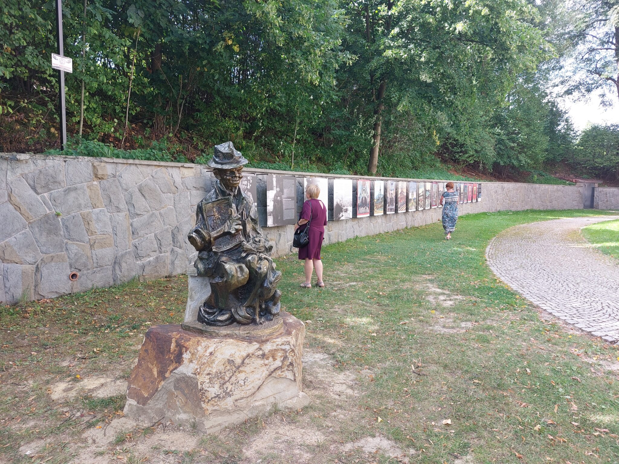 Seniorzy z Powiatu Limanowskiego z wizytą w Krynicy-Zdroju 10