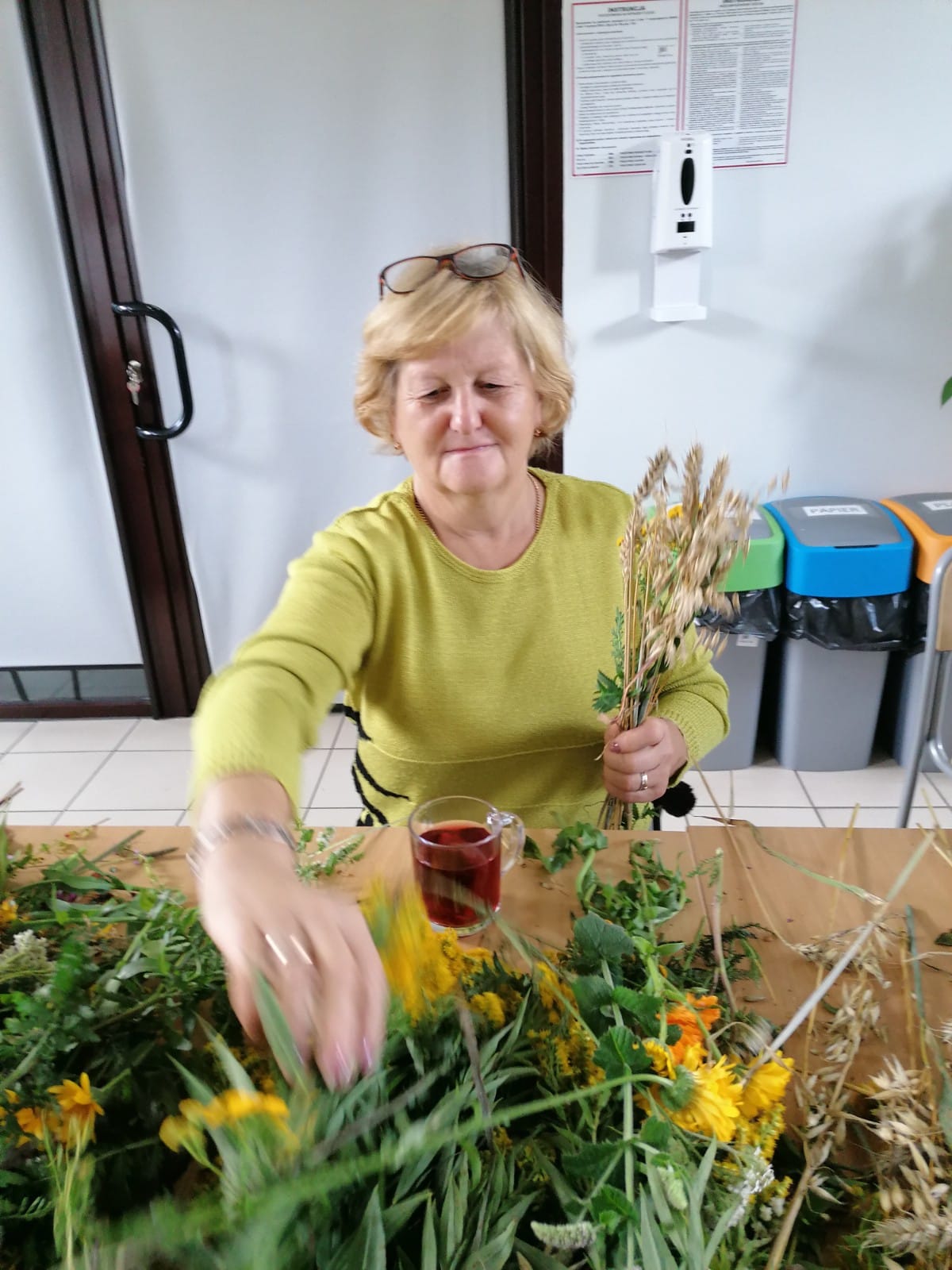 Kamionka Wielka tworzy wiązanki kwiatowe