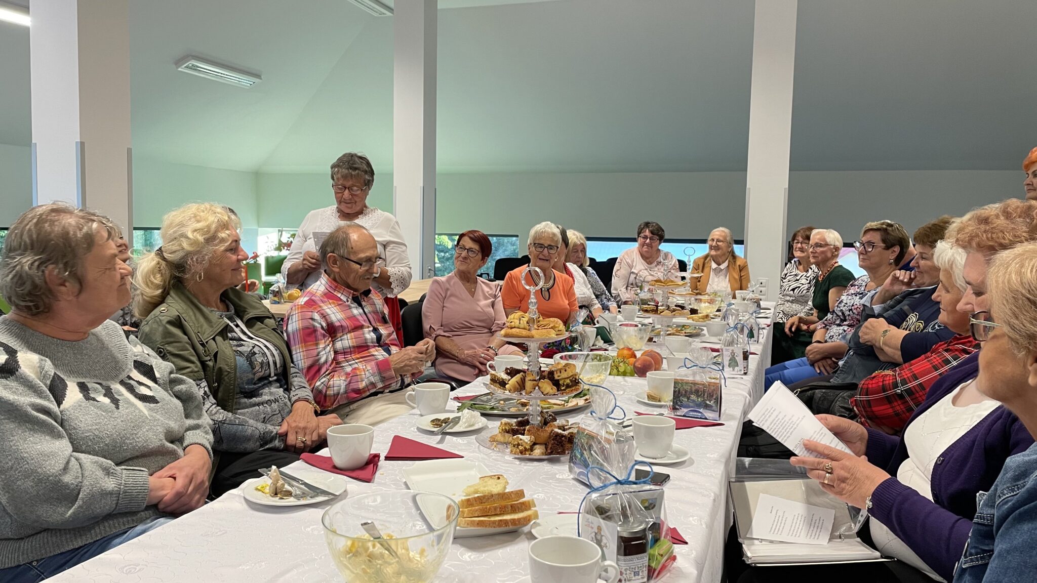 Re-wizyta - Seniorzy z Łososinie Dolnej z wizytą u zaprzyjaźnionej grupy w Dobrej 6