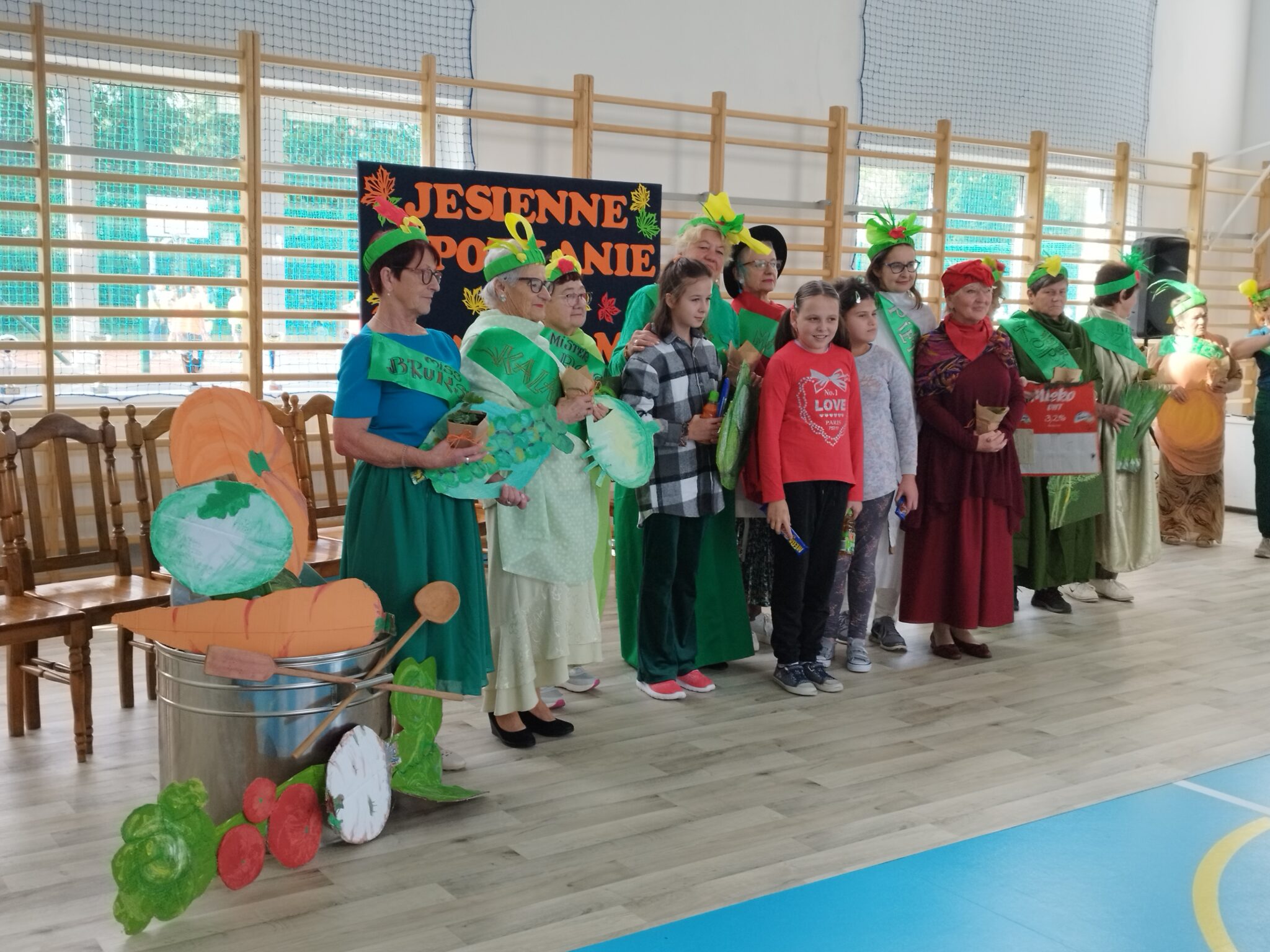 Seniorzy z wizytą w Specjalnym Ośrodku Szkolno-Wychowawczym w Dobrej