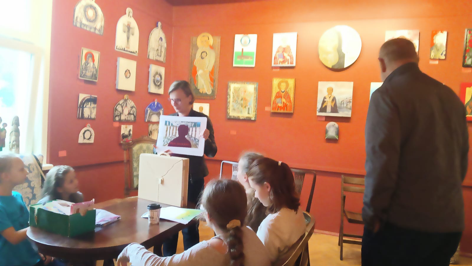 Teatrzyk Kamishibai w Galerii Moja w Krynicy Zdroju 2