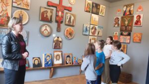 Teatrzyk Kamishibai w Galerii Moja w Krynicy Zdroju